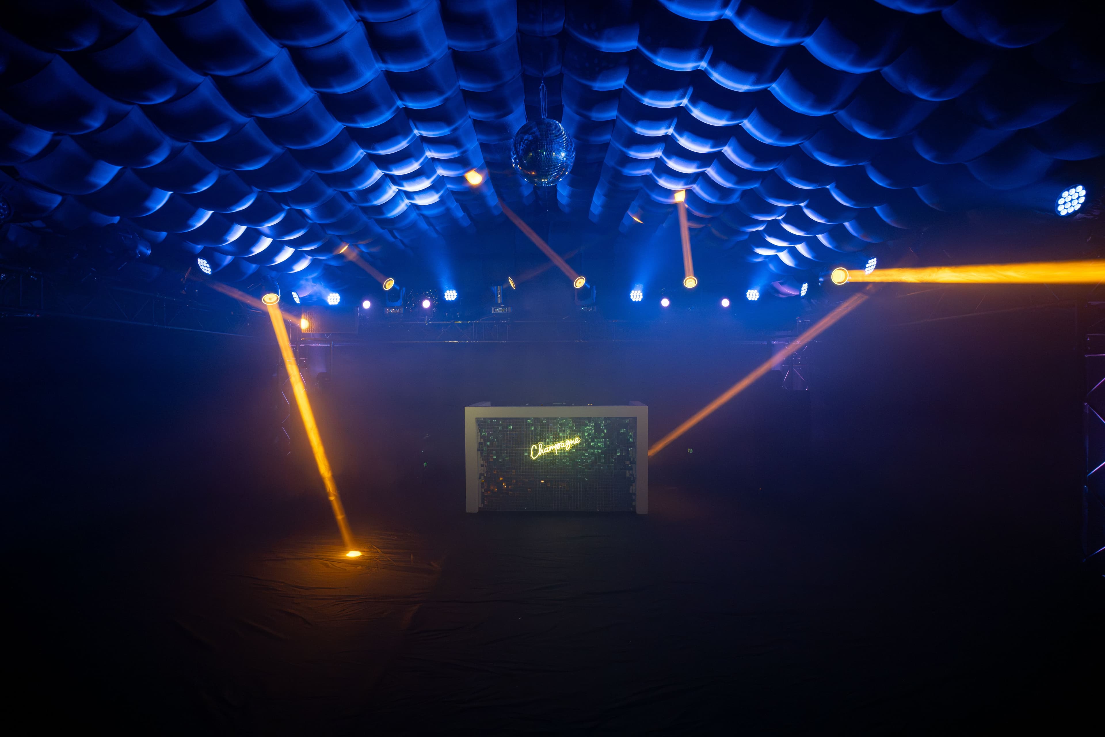 header-main-image